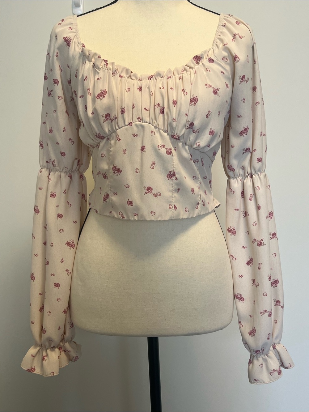 Sage Cream Floral Square-Neck Crop Top with Pink Print